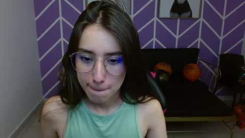 Adhara online show from November 2025 01:11:01 PM