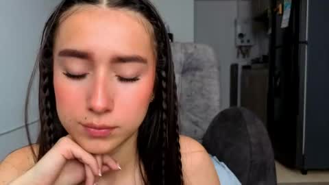 Snapshot of adhara_kitten chatting on May 2026 02:12:02 PM Adhara online show from May 2026 02:12:02 PM