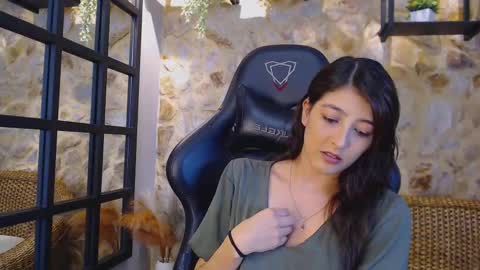 Adhara Hamilton  online show from September 2025 07:14:02 PM