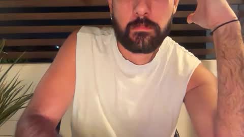 adolfofo online show from December 2025 01:34:01 AM