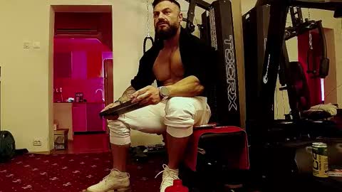 Adonis online show from February 2026 06:19:01 PM