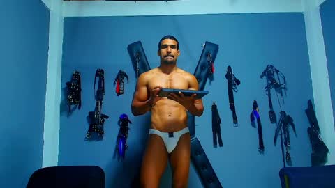 Snapshot of adonisdios chatting on May 2026 03:06:01 PM adonisdios online show from May 2026 03:06:01 PM