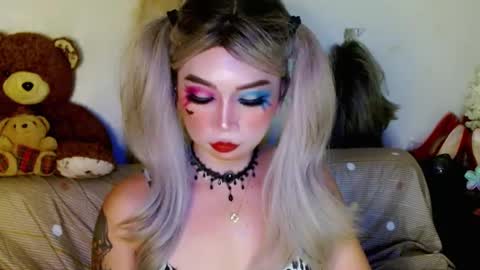Snapshot of adorableslutxxx chatting on February 2025 06:54:02 PM jasmine online show from February 2025 06:54:02 PM