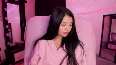 Stormi online show from January 2025 02:11:01 AM