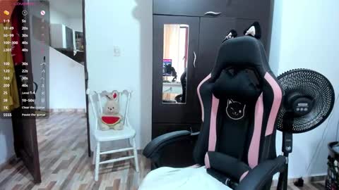 Adrena10 online show from November 2025 08:51:01 PM