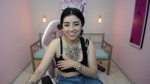 Adri  online show from March 2026 12:23:02 PM