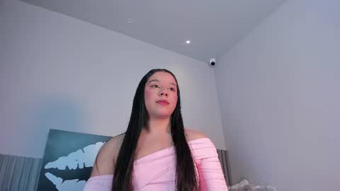 Snapshot of adri_silva_ chatting on July 2026 10:28:02 PM adri online show from July 2026 10:28:02 PM