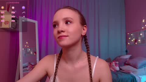 Snapshot of adria_arjona chatting on March 2026 07:48:02 AM Eva online show from March 2026 07:48:02 AM