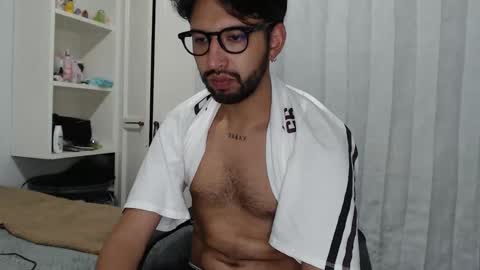 Snapshot of adrian_falcon chatting on April 2026 02:28:01 AM Adrian Falcon online show from April 2026 02:28:01 AM