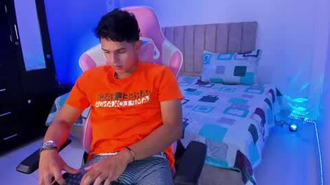 ADRIAN online show from March 2026 07:54:01 PM