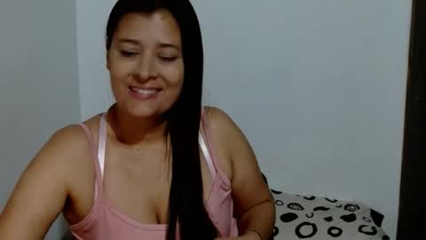 Adriana milf online show from November 2025 05:43:01 AM