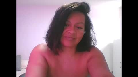 adrianagogo18 online show from November 2025 03:23:01 PM
