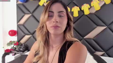 Snapshot of adrianaharlow chatting on July 2026 05:39:01 PM Adriana Harlow online show from July 2026 05:39:01 PM