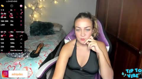 Adriana Paredes  online show from December 2025 11:48:02 AM