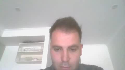 adrianchiodo online show from October 2025 05:08:02 AM