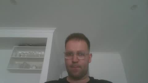 adrianchiodo online show from November 2025 05:07:01 AM