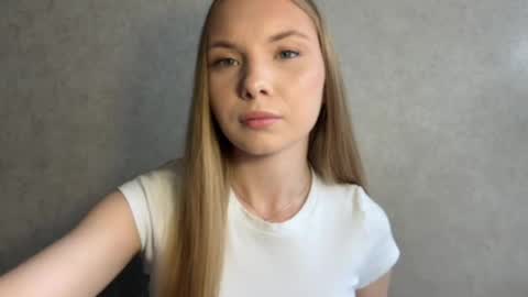 Snapshot of adriannemuldowney chatting on June 2026 12:09:01 PM Caroline online show from June 2026 12:09:01 PM