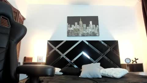 Adrian online show from April 2026 03:59:02 AM