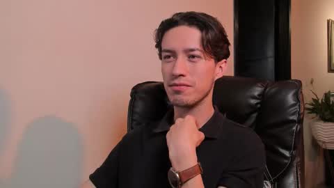 Adrian Williams online show from November 2025 11:14:01 PM