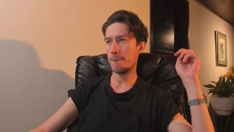 Adrian Williams online show from January 2026 12:15:01 AM