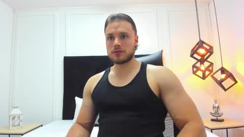 Adrein Roche online show from October 2025 11:27:01 PM