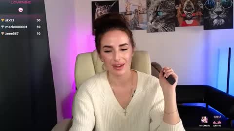 Snapshot of adrihanna chatting on February 2025 09:03:02 PM Adriana online show from February 2025 09:03:02 PM