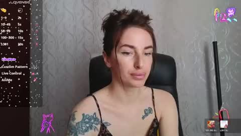 Snapshot of adrihanna chatting on June 2026 06:03:02 AM Adriana online show from June 2026 06:03:02 AM