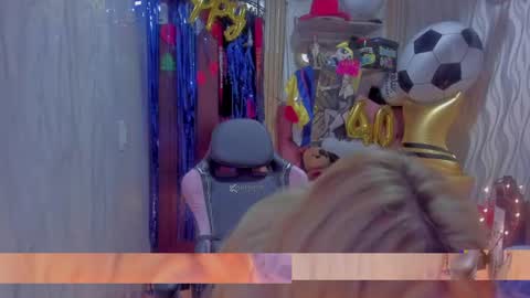 adriiana_fox_ online show from July 2026 07:20:01 PM
