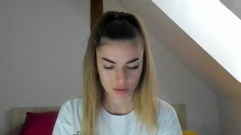 adventurina online show from October 2025 09:31:01 AM