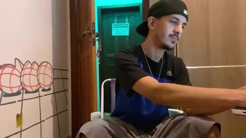 Luci online show from September 2025 02:44:02 AM