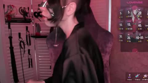 Tiana online show from September 2025 12:04:02 PM