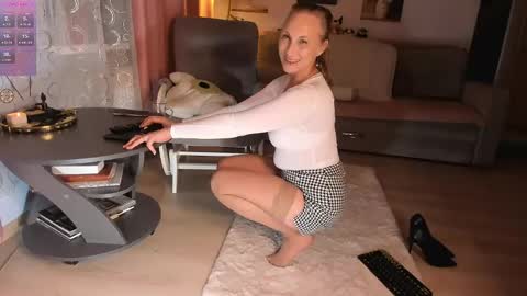 OneAfa online show from April 2026 09:40:02 PM