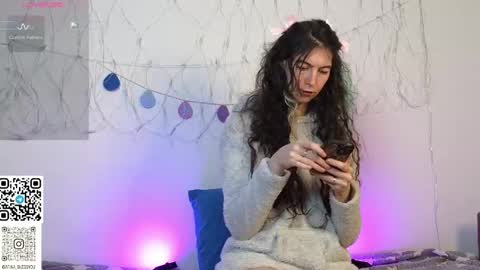 Afina online show from May 2026 01:32:02 AM