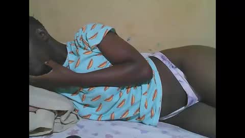 Snapshot of african_pussy2 chatting on December 2025 06:46:02 PM african_pussy2 online show from December 2025 06:46:02 PM