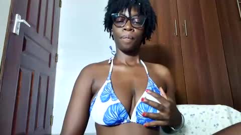Snapshot of afro_pop chatting on April 2026 12:46:02 AM Leah online show from April 2026 12:46:02 AM