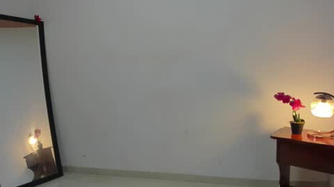 Lorena online show from February 2025 03:27:01 PM