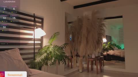 Emma online show from December 2024 01:18:01 AM