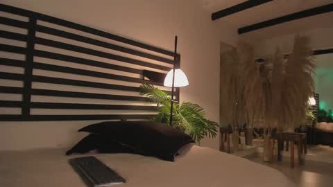 Emma online show from January 2025 12:27:02 AM