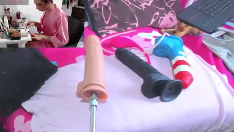 Snapshot of afroditacute16 chatting on February 2026 06:22:02 PM afroditacute16 online show from February 2026 06:22:02 PM