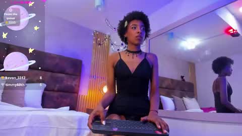 Snapshot of afroditagreenn chatting on July 2026 04:19:01 AM Afrodita online show from July 2026 04:19:01 AM