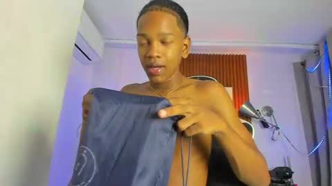 afrowayuu online show from June 2026 11:07:01 AM