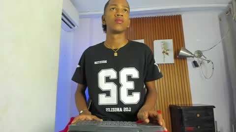 afrowayuu online show from June 2026 11:20:01 AM