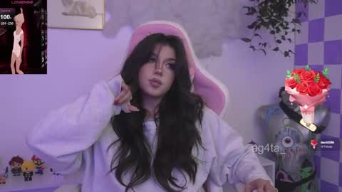 Agata online show from November 2025 04:10:02 AM