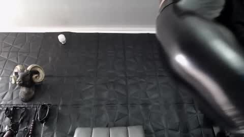 Snapshot of agata_darkness chatting on May 2026 05:07:01 PM Miss Agata online show from May 2026 05:07:01 PM