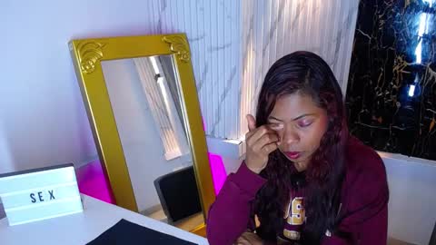 Snapshot of agata_grubisic chatting on March 2025 04:11:01 PM Agata grubisic online show from March 2025 04:11:01 PM