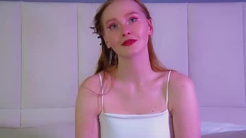 AgataFoxley online show from February 2026 06:20:01 PM