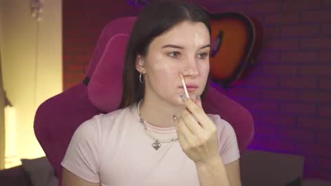 Agata online show from November 2025 02:34:01 AM