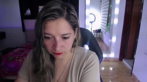 Snapshot of agatha_bellucci_ chatting on January 2026 02:12:02 PM Agatha Bellucci online show from January 2026 02:12:02 PM