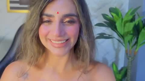 Snapshot of agatha_brooks_t chatting on April 2026 12:30:01 PM AGATHA online show from April 2026 12:30:01 PM