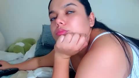 Snapshot of agatha_frank04 chatting on May 2026 12:51:02 AM Agatha online show from May 2026 12:51:02 AM